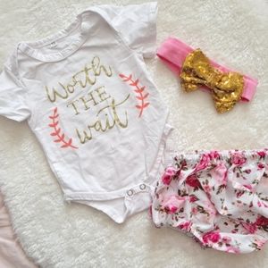 Unbranded 'Worth the Wait' Coordinating Baby Set | 0-3M